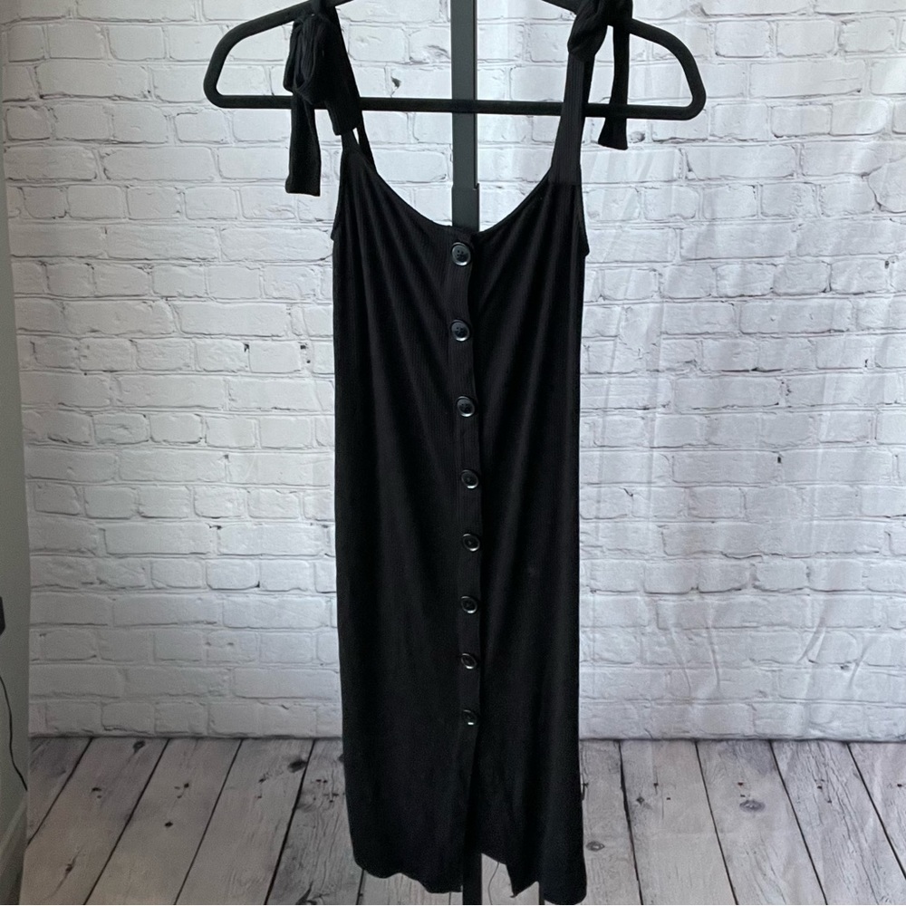 Forever 21 Black Button Down Ribbed Knit Dress with Tie Straps Size Small